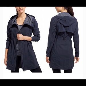 Athleta Navy Blue Overcloud Rain Jacket, size S